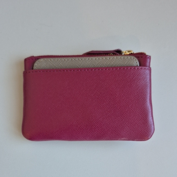 Neiman Marcus Leather Credit Card and Coin Purse Combonation. - Picture 2 of 16